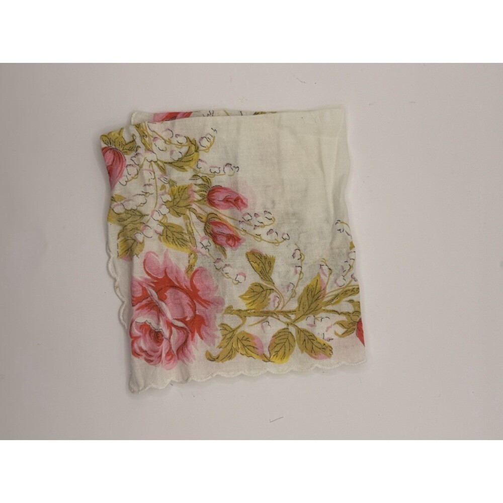 Vintage Floral Handkerchief Pink Roses White Daisies Scalloped Edge 11 X 11